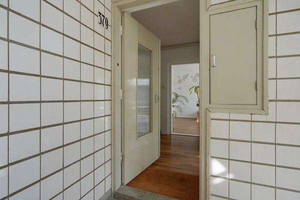 Veenendaalkade 379, Den Haag