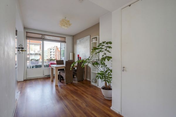 Veenendaalkade 379, Den Haag