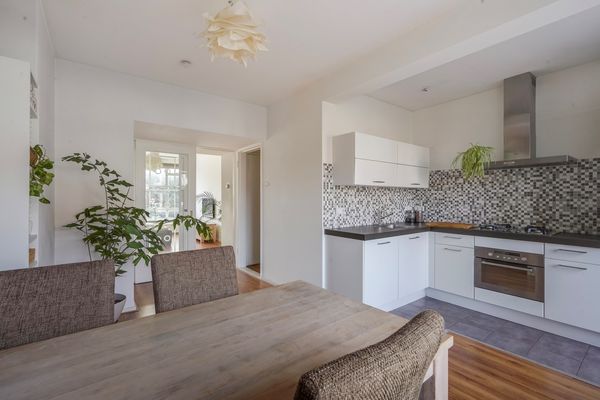 Veenendaalkade 379, Den Haag