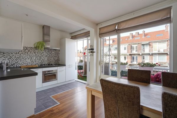 Veenendaalkade 379, Den Haag