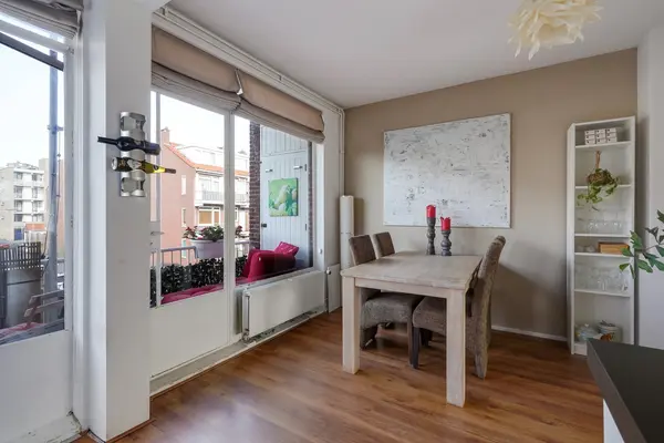 Veenendaalkade 379, Den Haag