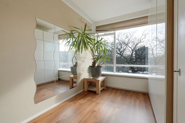 Veenendaalkade 379, Den Haag