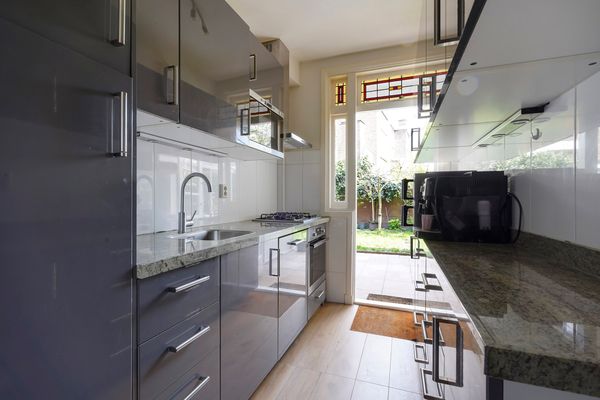 Van der Aastraat 47, Den Haag