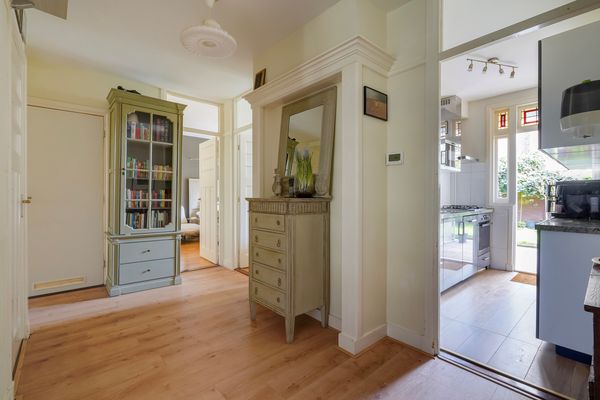 Van der Aastraat 47, Den Haag