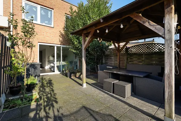 Spoorslag 11, Den Haag