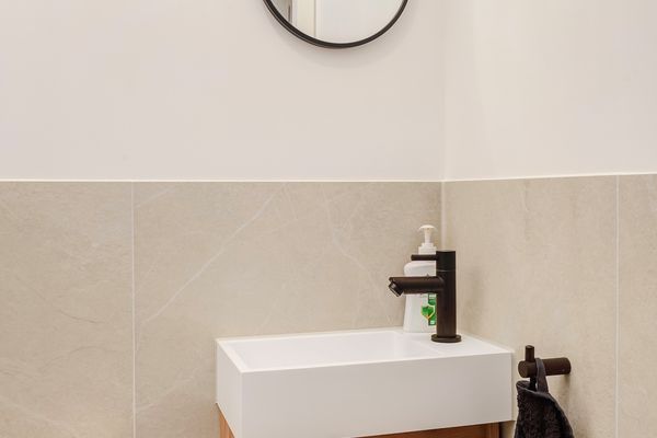 Waldeck Pyrmontkade 92, Den Haag