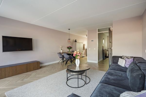 Cannenburglaan 13, Den Haag