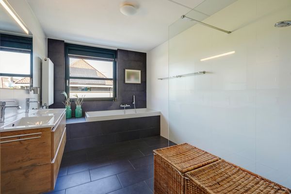 Luchtenburglaan 52, Den Haag