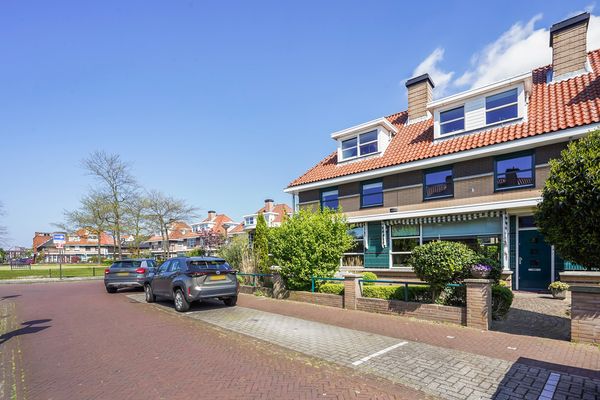 Luchtenburglaan 52, Den Haag