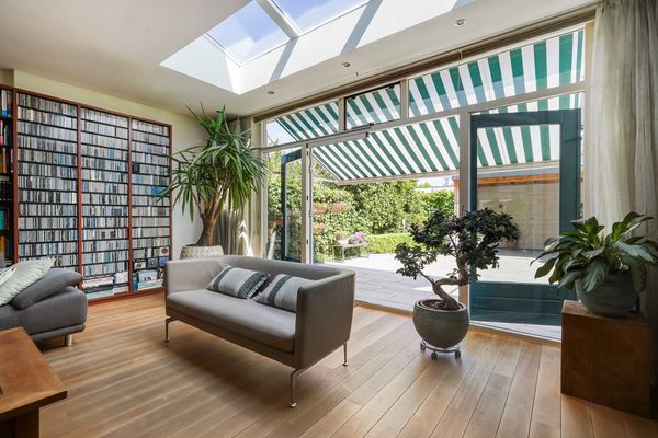 Luchtenburglaan 52, Den Haag