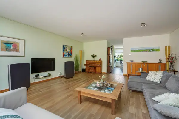 Luchtenburglaan 52, Den Haag