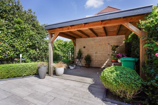 Luchtenburglaan 52, Den Haag