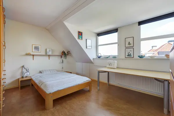 Luchtenburglaan 52, Den Haag