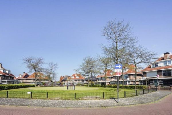 Luchtenburglaan 52, Den Haag