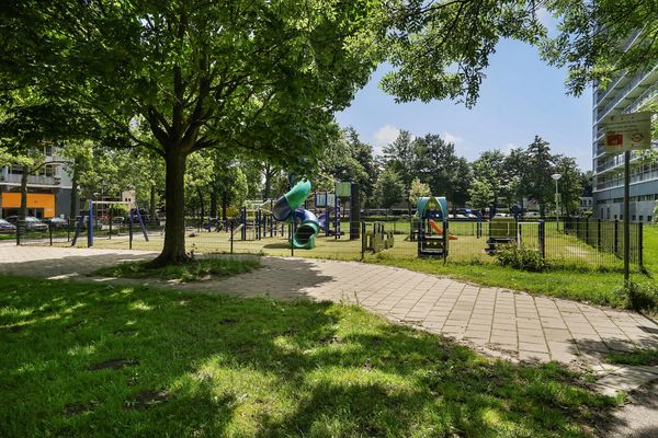 Gradaland 37, Den Haag