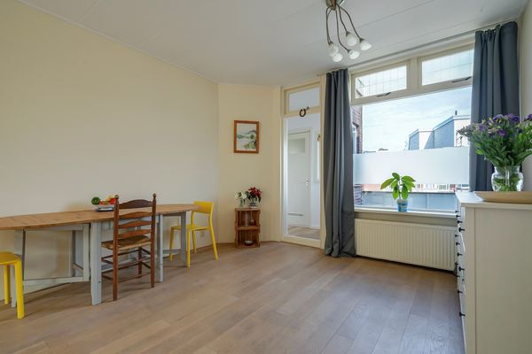 Westduinweg 85, Den Haag