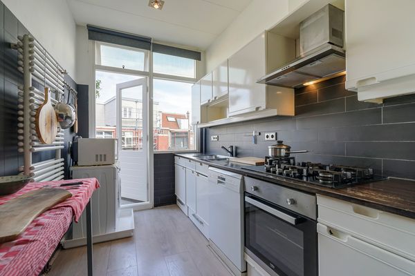 Westduinweg 85, Den Haag