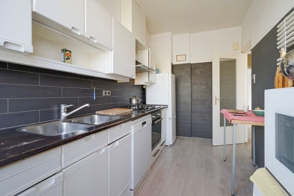 Westduinweg 85, Den Haag