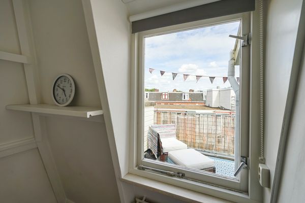 Westduinweg 85, Den Haag