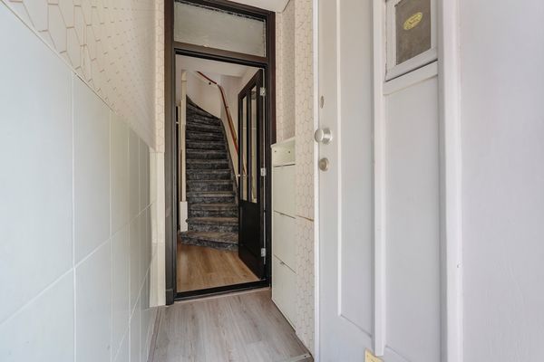 Boele van Hensbroekstraat 42, Den Haag