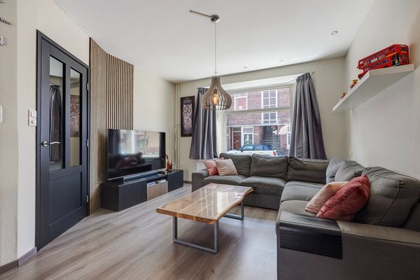 Boele van Hensbroekstraat 42, Den Haag