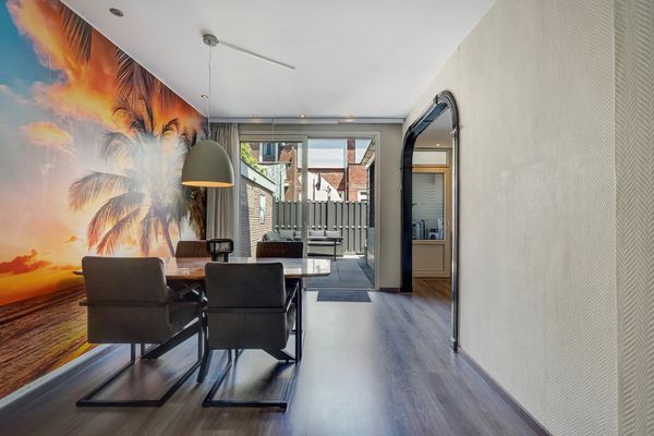 Boele van Hensbroekstraat 42, Den Haag