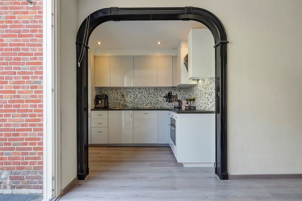 Boele van Hensbroekstraat 42, Den Haag