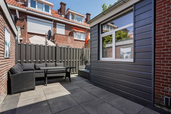 Boele van Hensbroekstraat 42, Den Haag