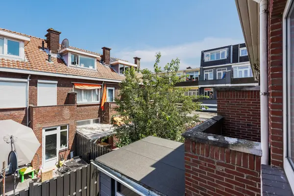 Boele van Hensbroekstraat 42, Den Haag