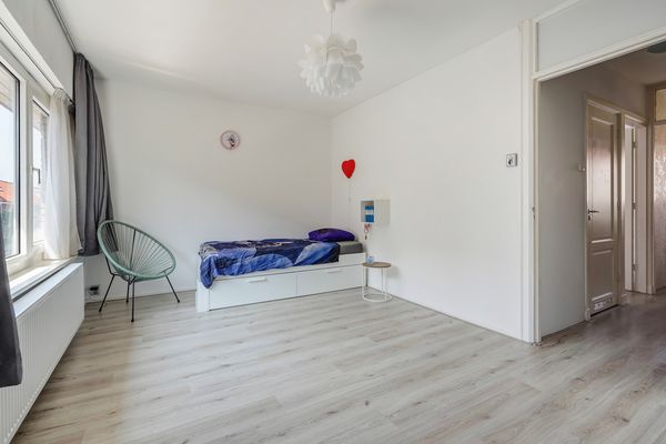 Boele van Hensbroekstraat 42, Den Haag