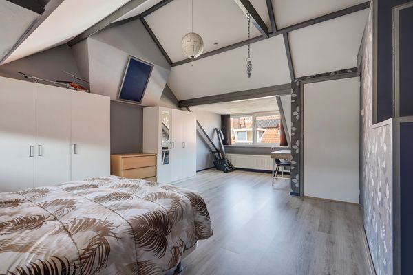 Boele van Hensbroekstraat 42, Den Haag