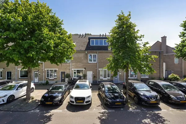Dr. J. Presserstraat 79, Den Haag