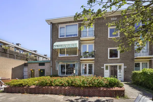 Emmastraat 44