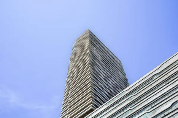Anna van Buerenplein 235, Den Haag