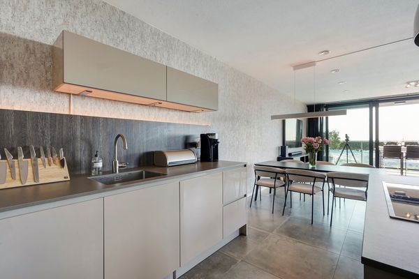 Anna van Buerenplein 235, Den Haag