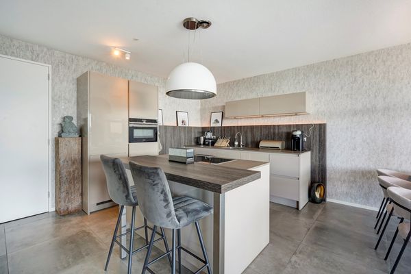 Anna van Buerenplein 235, Den Haag