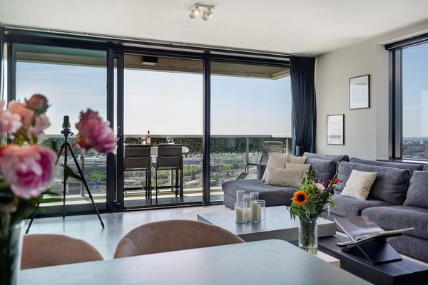 Anna van Buerenplein 235, Den Haag