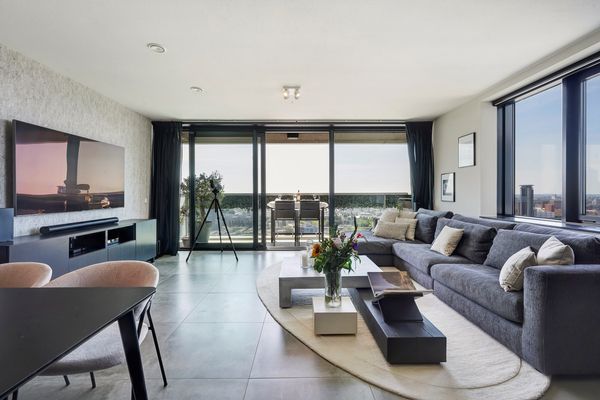 Anna van Buerenplein 235, Den Haag