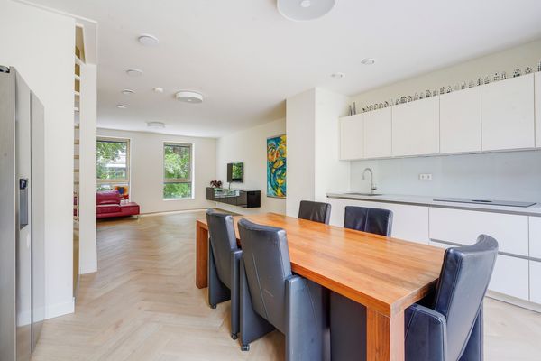 Onafhankelijkheidstraat 11, Den Haag