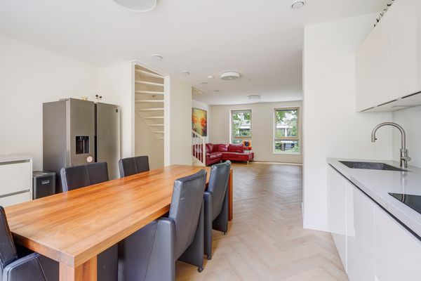 Onafhankelijkheidstraat 11, Den Haag