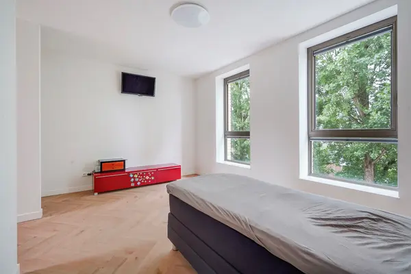 Onafhankelijkheidstraat 11, Den Haag