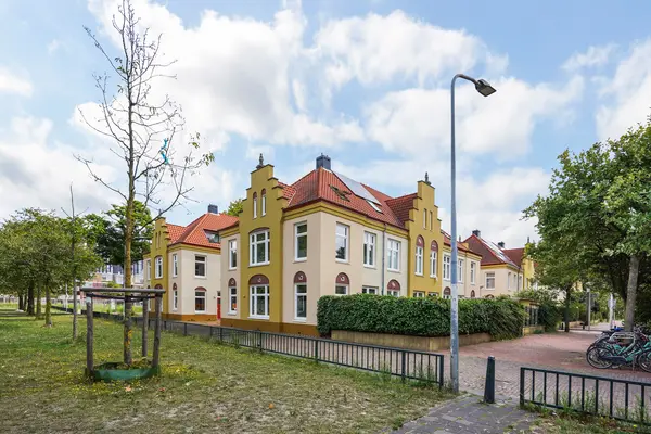 Schelfhoutstraat 1, Den Haag