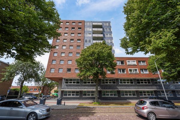 Vriezenveenstraat 74, Den Haag