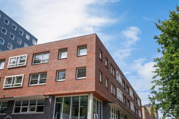 Vriezenveenstraat 74, Den Haag