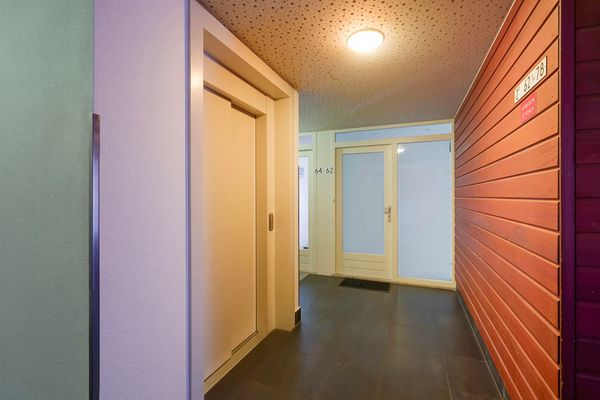 Vriezenveenstraat 74, Den Haag