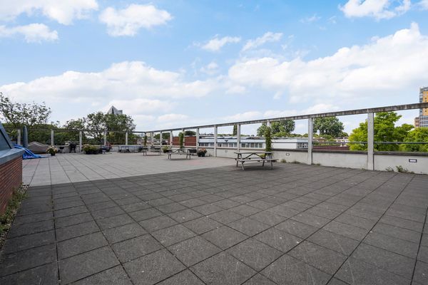 Vriezenveenstraat 74, Den Haag