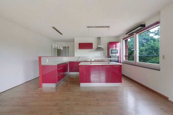 Vriezenveenstraat 74, Den Haag