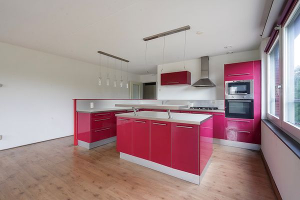 Vriezenveenstraat 74, Den Haag