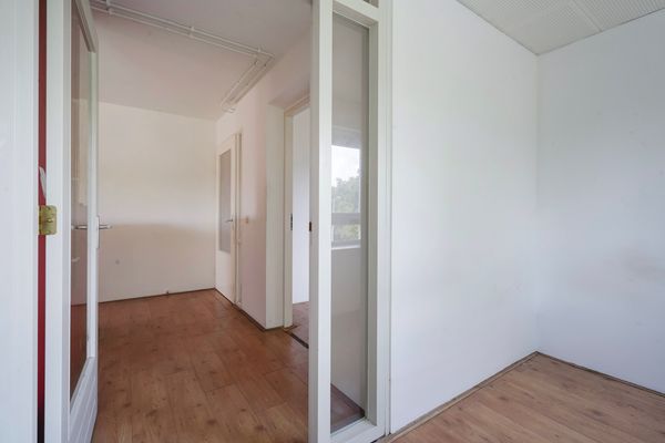 Vriezenveenstraat 74, Den Haag