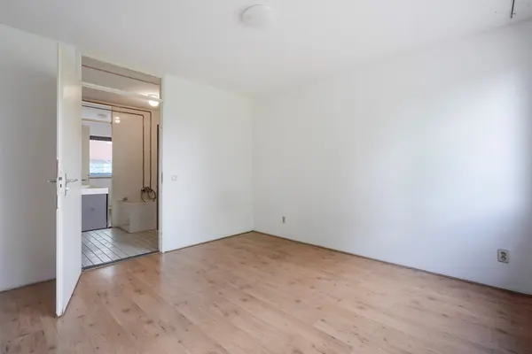 Vriezenveenstraat 74, Den Haag